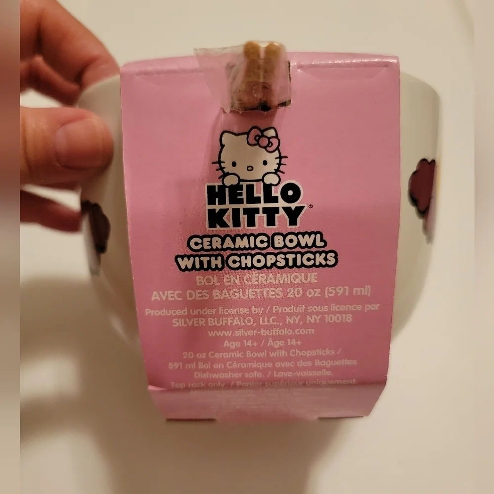 NWT Hello Kitty Halloween Ramen Bowl with Chopsticks Set